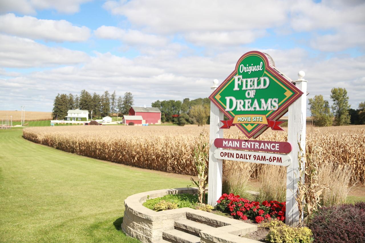 Field Of Dreams House Appartement Dyersville Buitenkant foto